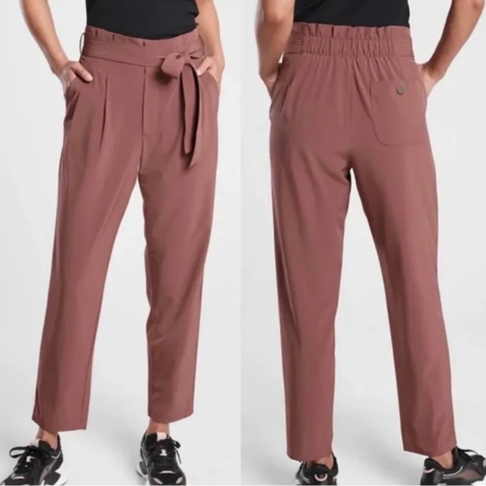 Athleta Skyline ll High Rise Paper Bag Waist Casual Lightweight Pants Size 20